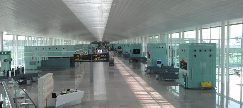 touho airport
