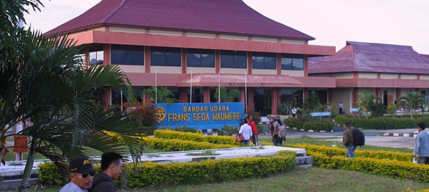 Frans Xavier Seda Airport