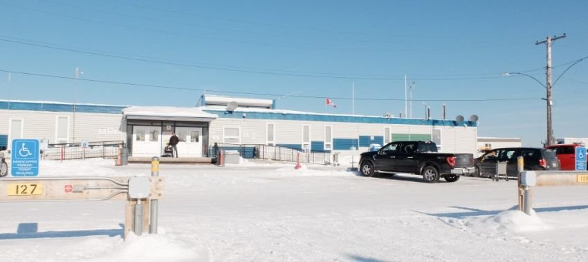 Lac Brochet Airport